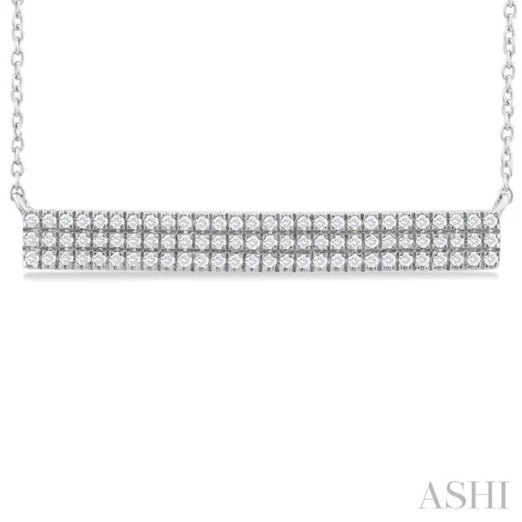 1/4 Ctw Bar Triple Row Round Cut Diamond Necklace in 14K White Gold