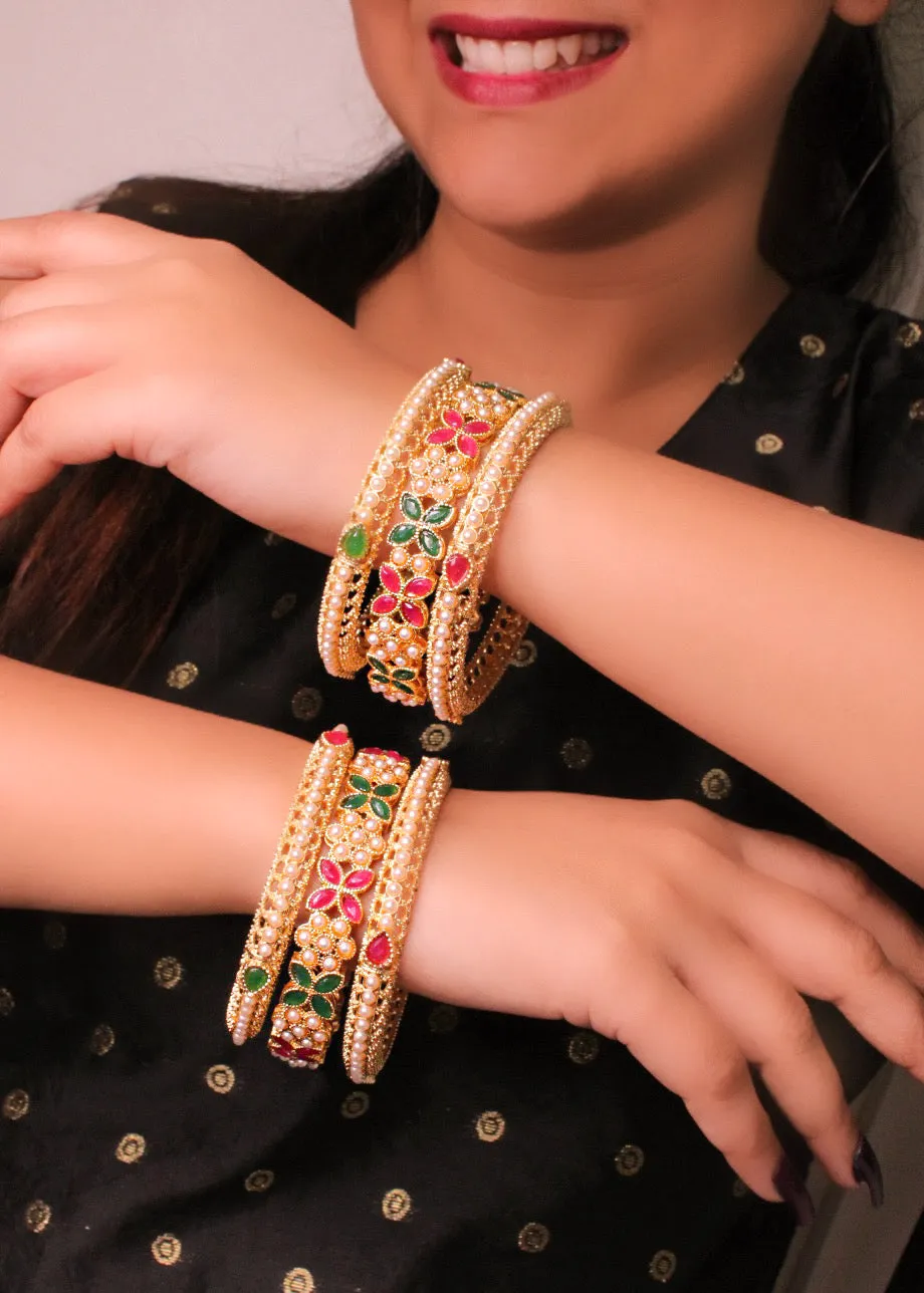 BEAUTEOUS ANTIQUE BANGLES