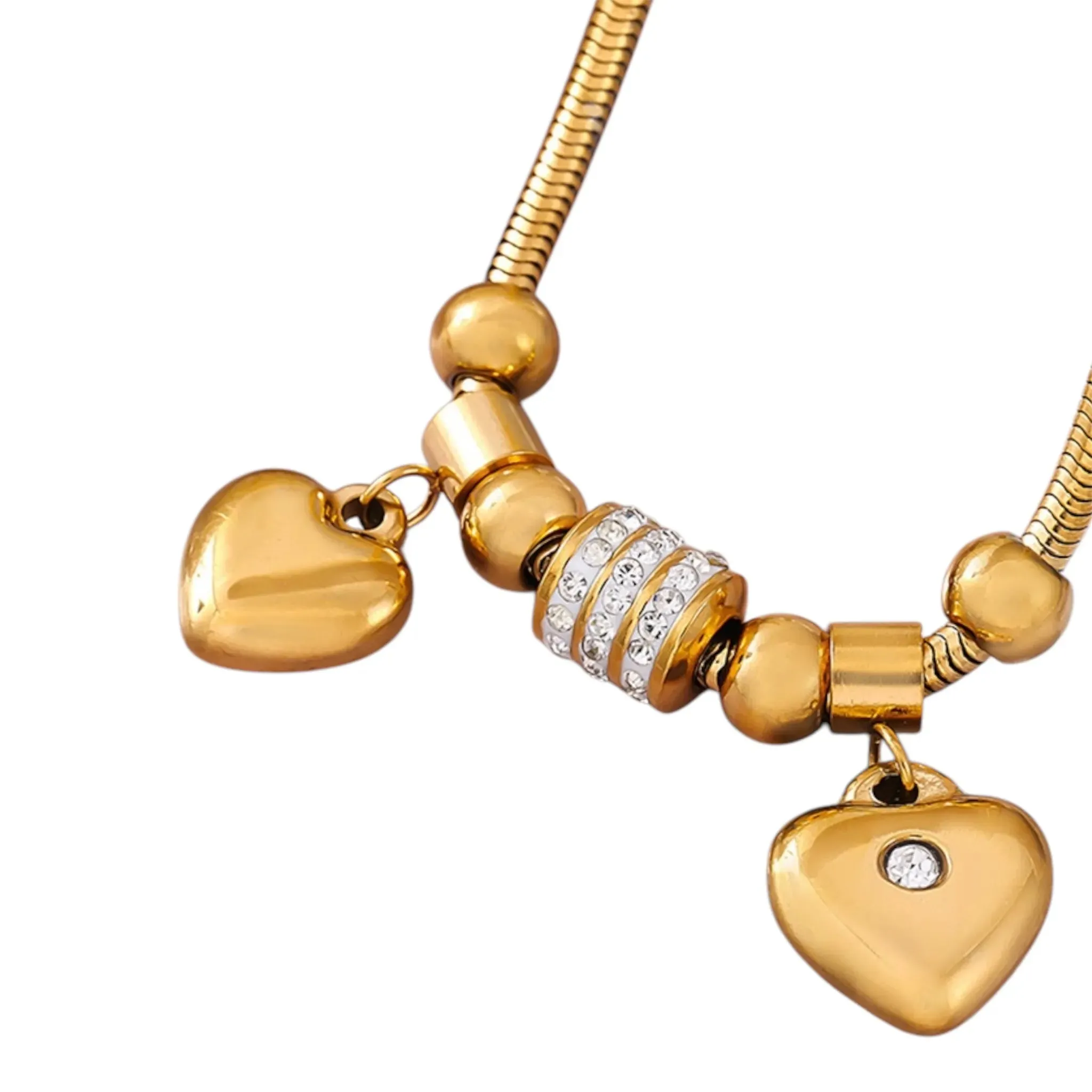 Elegant Gold-Plated Heart Charm Bracelet – A Touch of Timeless Sophistication