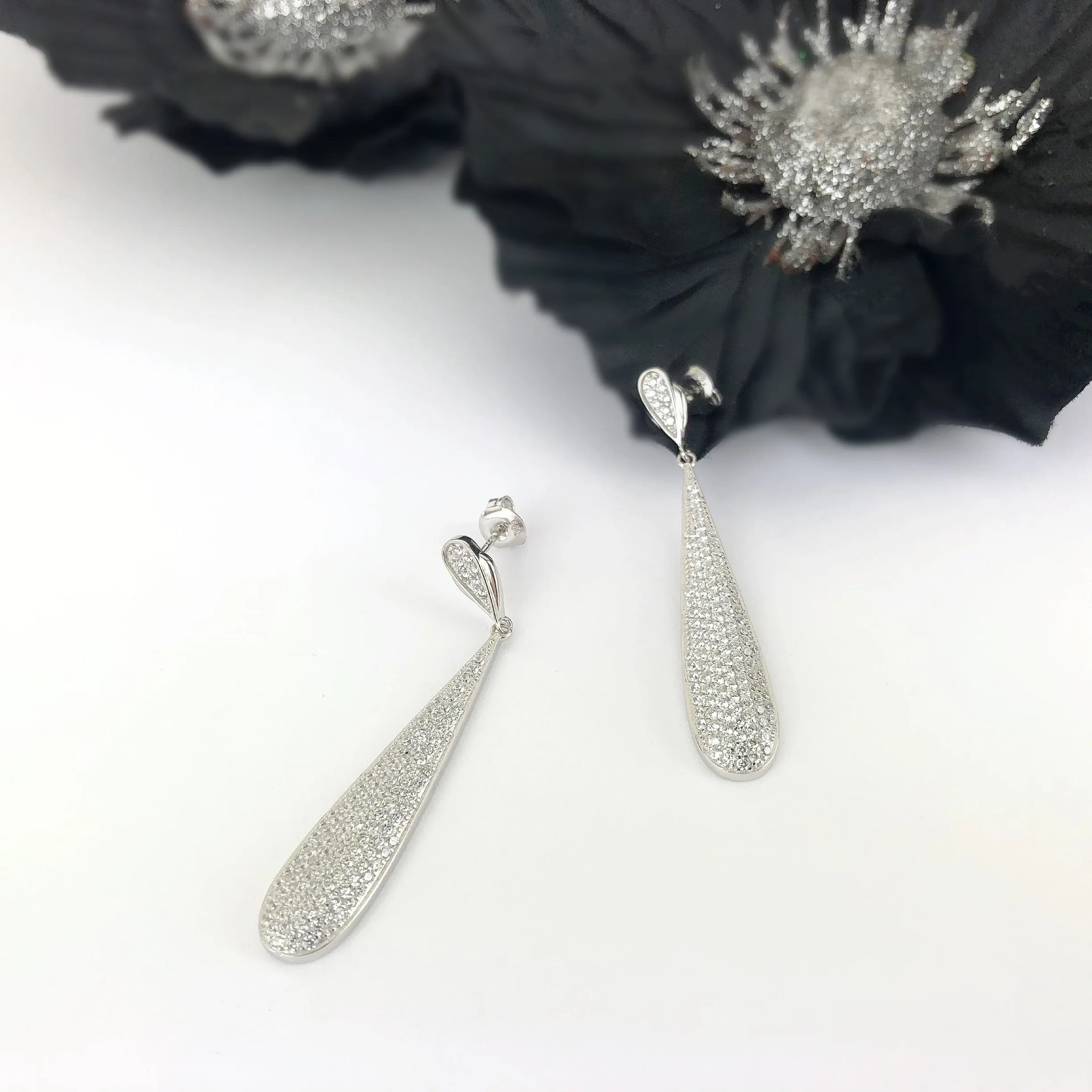 Ice Sparkle Earrings - VE116