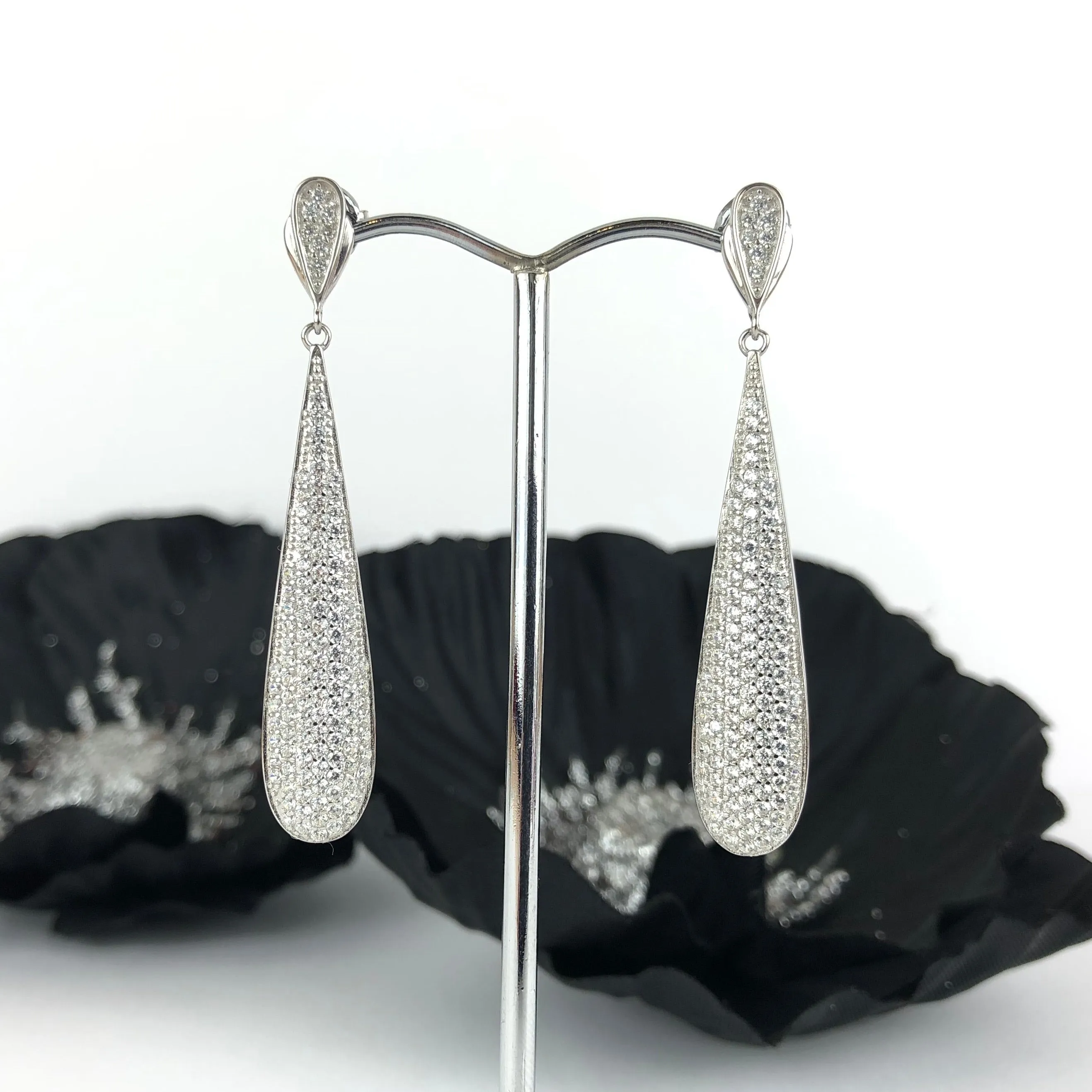 Ice Sparkle Earrings - VE116