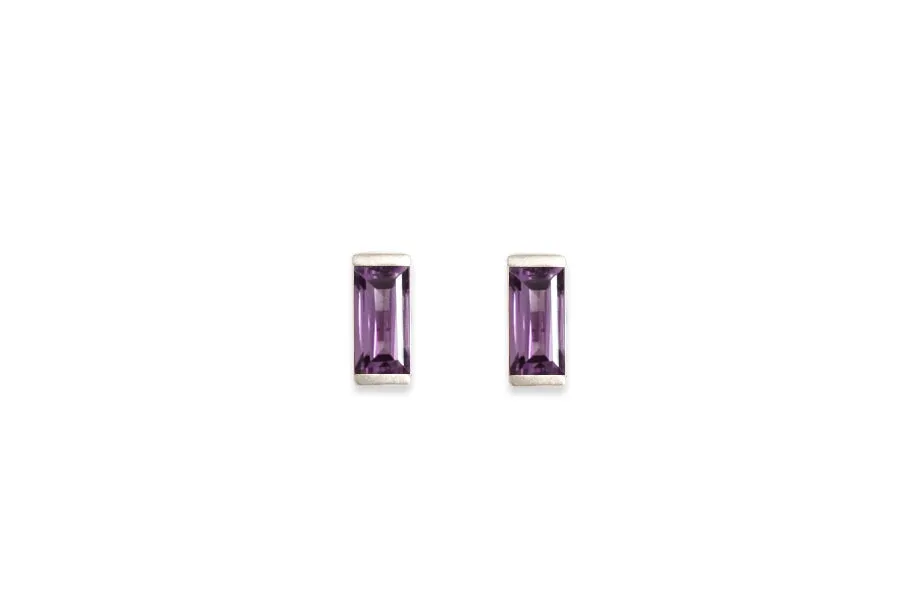 Linea Amethyst Studs