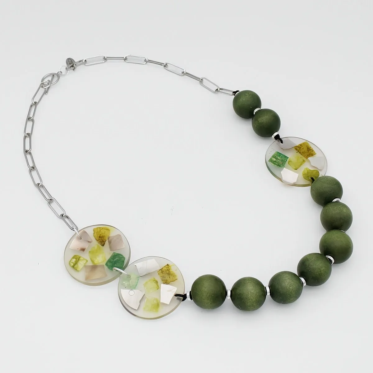 Mixed Media Green Chain Link Necklace