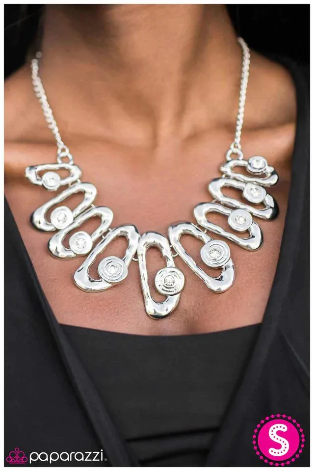 Paparazzi Necklace ~ Take A Bow - White