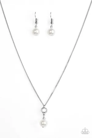 Paparazzi Necklace ~ Timeless Essence - White