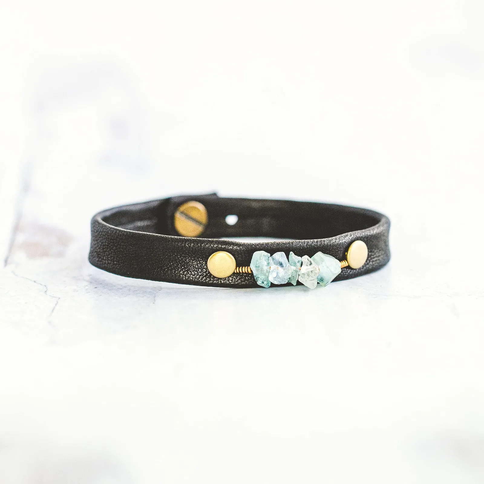 Pebble Bracelet - Antique Brass