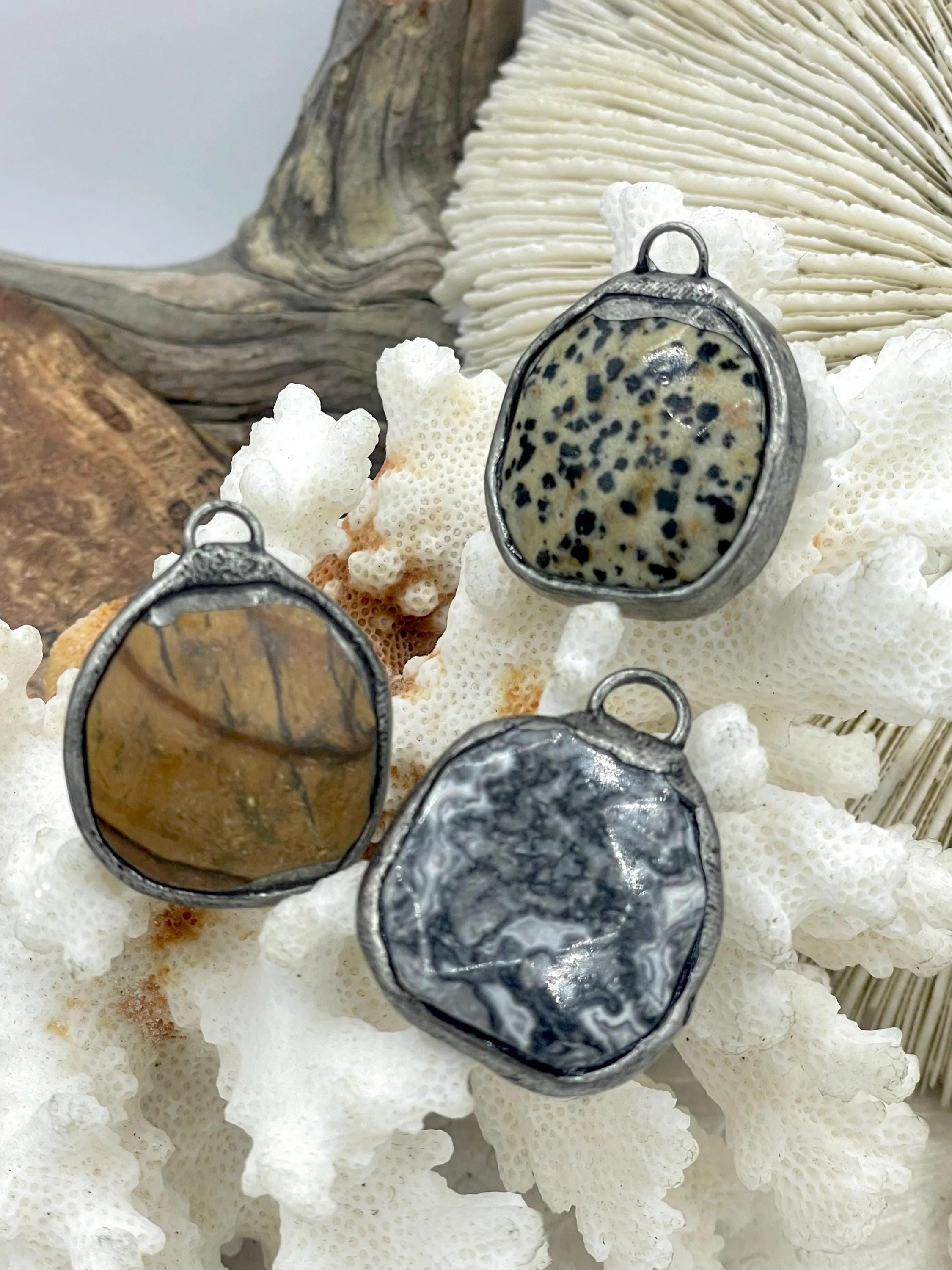 Soldered Natural Stone Pendants, Round Stone Pendants with Gunmetal Soldering, Comes in 5 pattern styles, Natural Stones, Fast Ship.