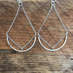 Threaded Horseshoe Earrings