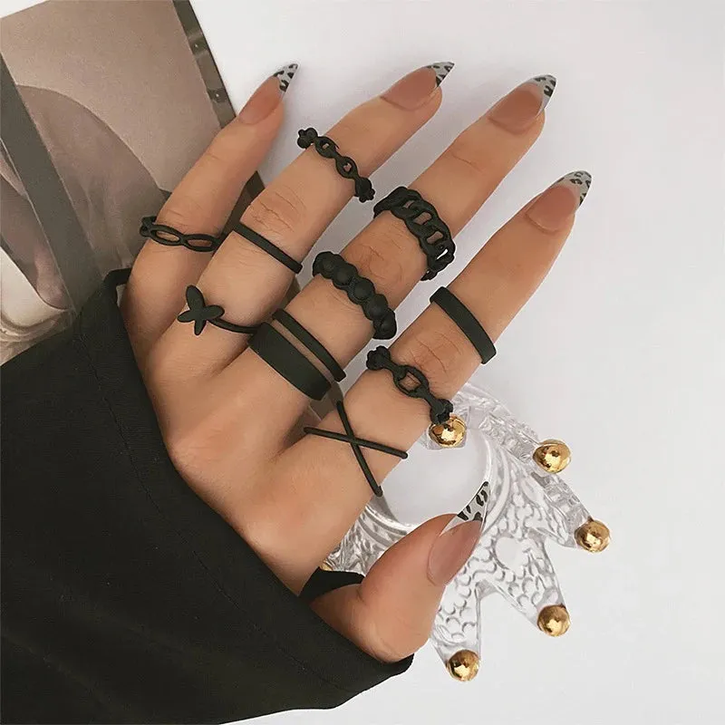 Vintage Goth Ring Set for Women Men Geometric Black Dragon Snake Heart Multi Knuckle Finger Ring Personality Trendy y2k Jewelry